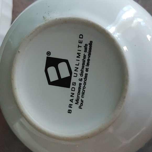 ✅Laura Secord Brands Unlimited Cup + More - Picture 2 of 7